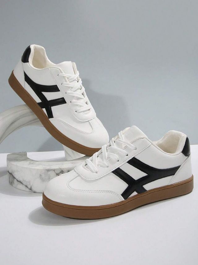 The Owl House | Ghost Stride Low-Top Sneakers