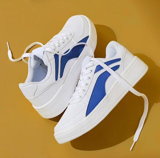 The Owl House | Royal Shift Low-Top Sneakers