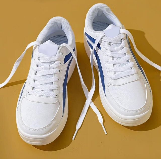 The Owl House | Royal Shift Low-Top Sneakers